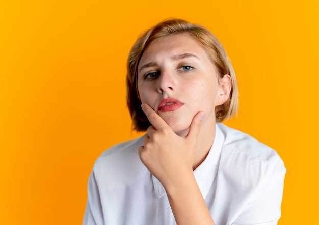 Прыщи на щеках: причины и способы лечения