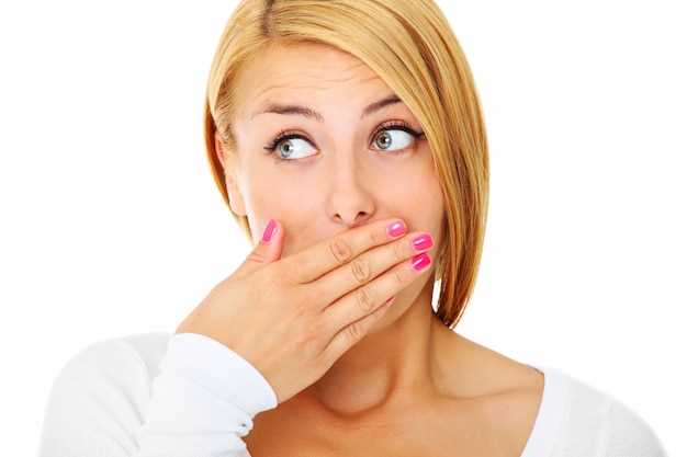 Причины появления трещин на губах