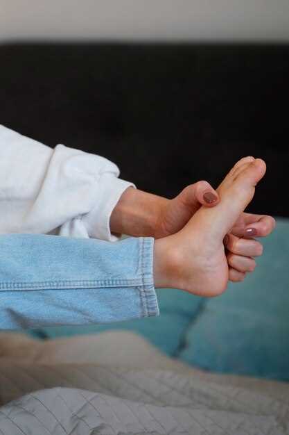 Каковы причины скручивания пальцев на ногах и как им помочь